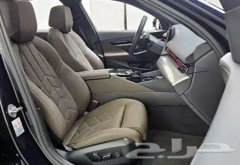 BMW 520iM موديل 2024 الميموني للاستيراد بكوريا 7