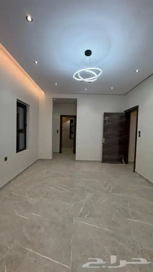 شقة تمليك جديدة حي الحمرا 7