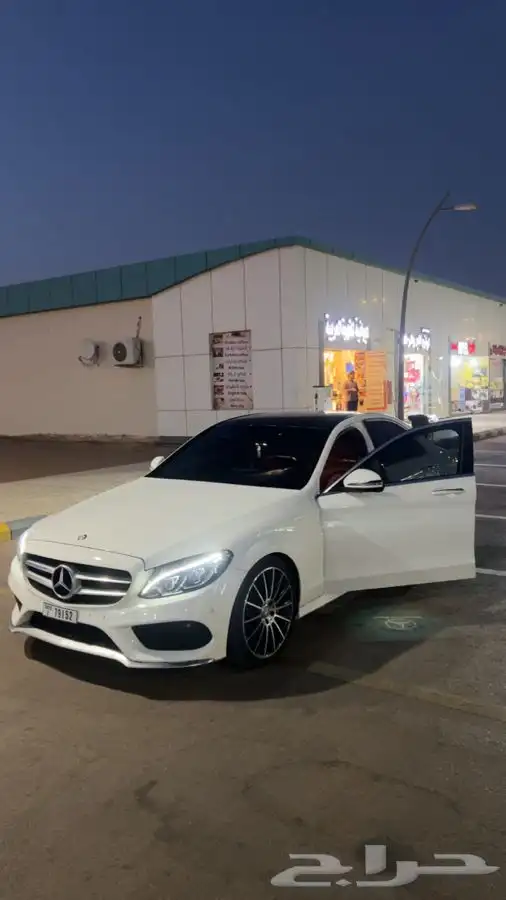 مرسيدس c200 لوحات دبي 13