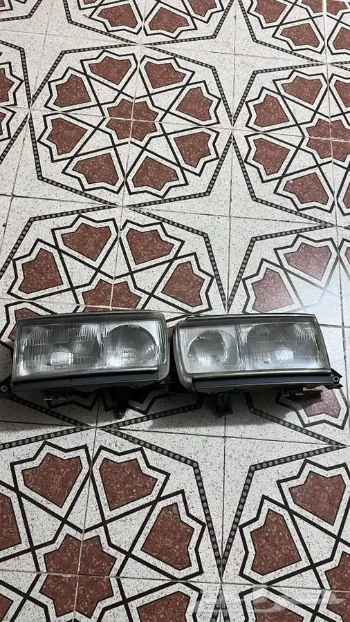 للبيع شمعات لاند كروزر 1997 وتحت اصليه. 0