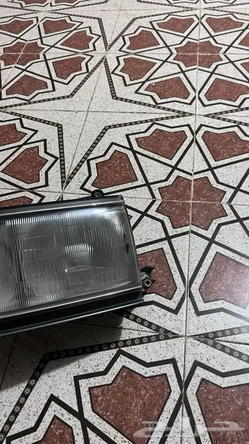 للبيع شمعات لاند كروزر 1997 وتحت اصليه. 3