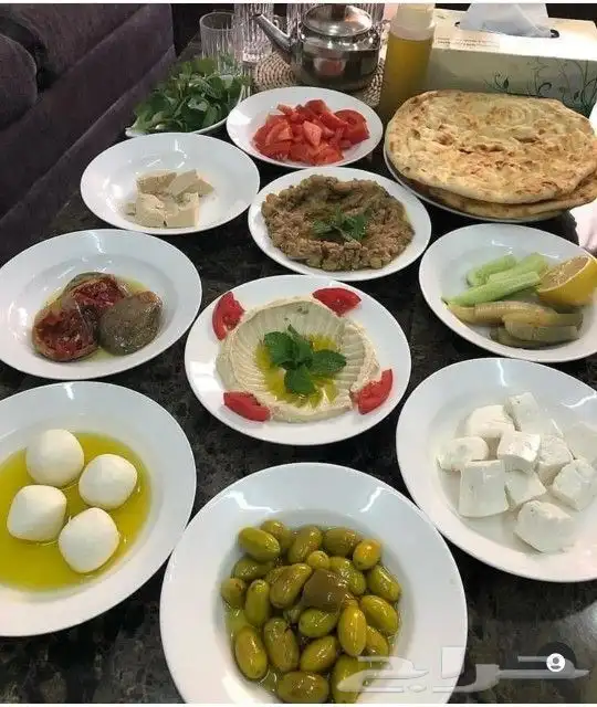 زيت زيتون فلسطيني بكر جديد الموسم فاخر جدا لكل المدن والقرى 7