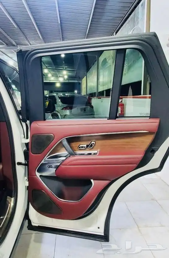 رنج فوج اوتوبيغرافي V8 2024 زيرو اصفار وارد كندا بسعر مغري 5