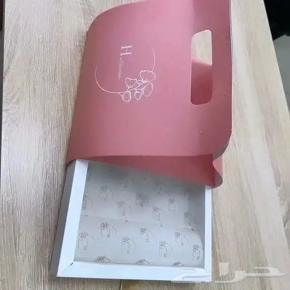 مطابع مطبعة اكياس علب بوكس عبايات بوكسات لوحات لوغو منيو 1