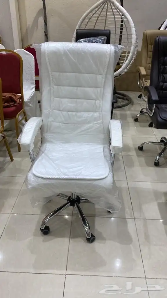 بارتيشن رباعي ثنائي و مفردلون ابيض و جملي كرسي دوار قاعده كر 19