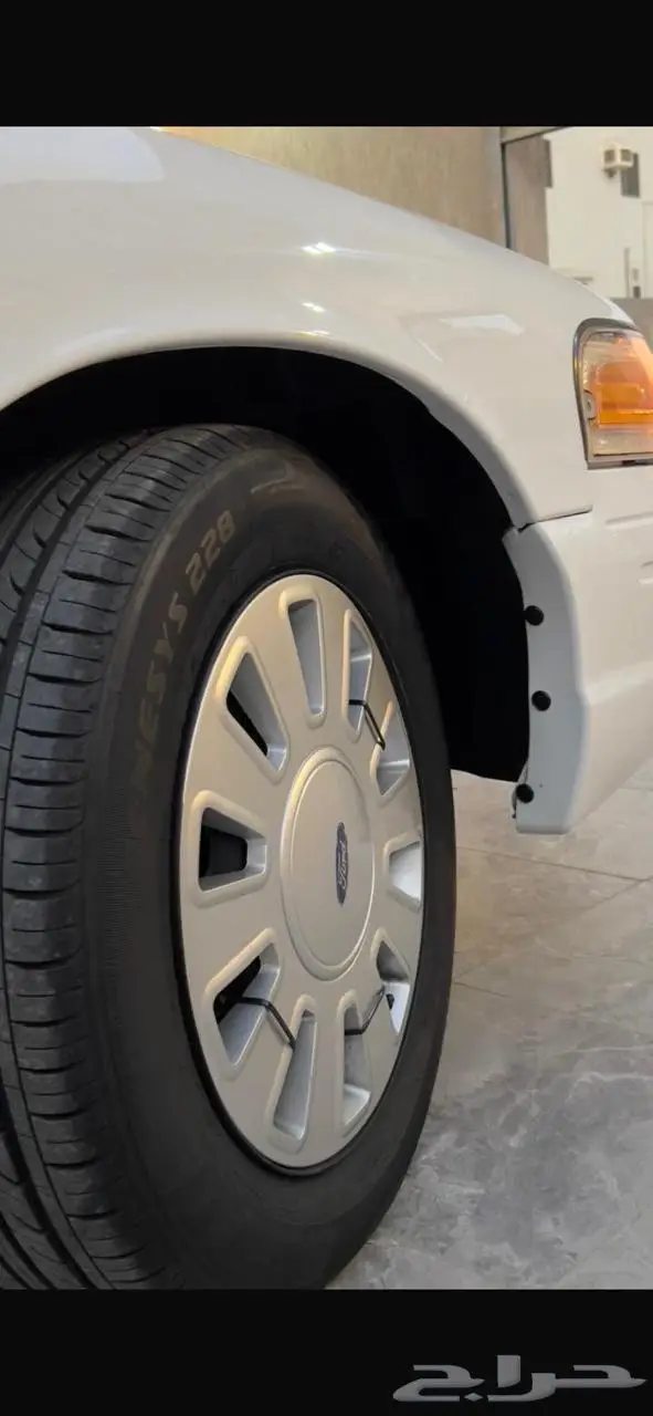 فورد كراون فكتوريا 2012 مخزن 4