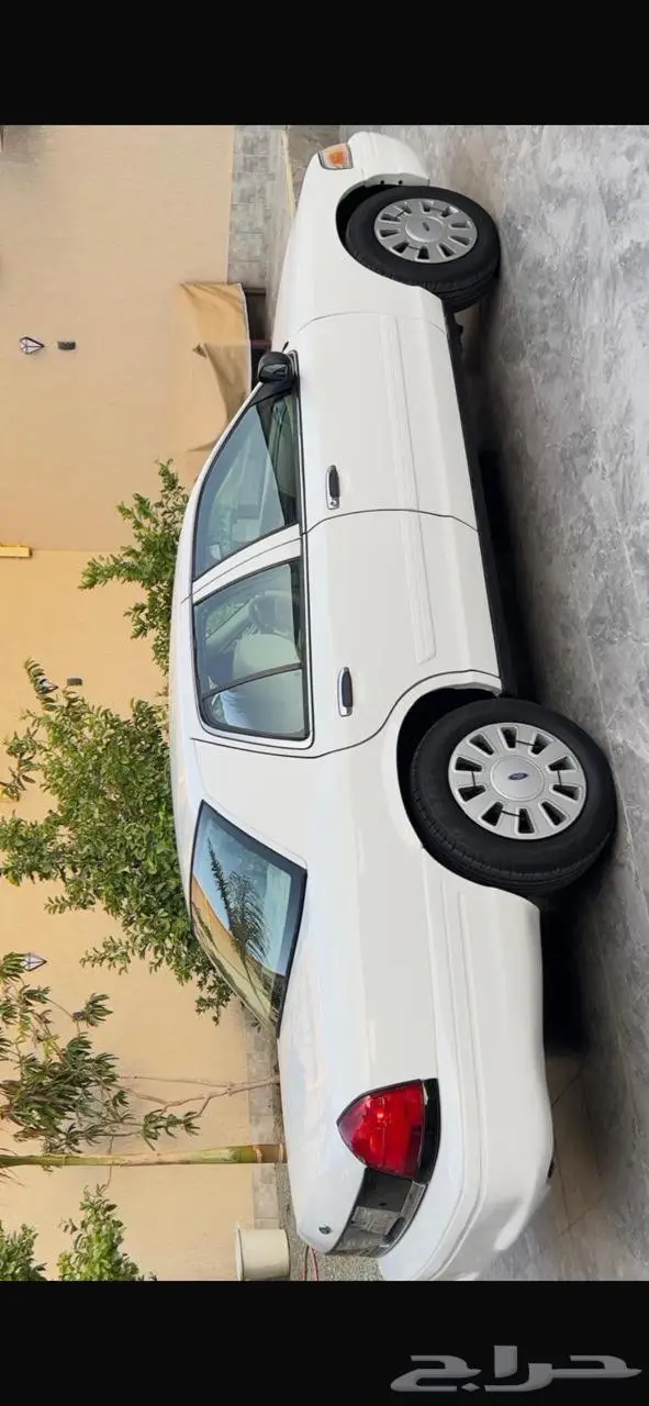 فورد كراون فكتوريا 2012 مخزن 3