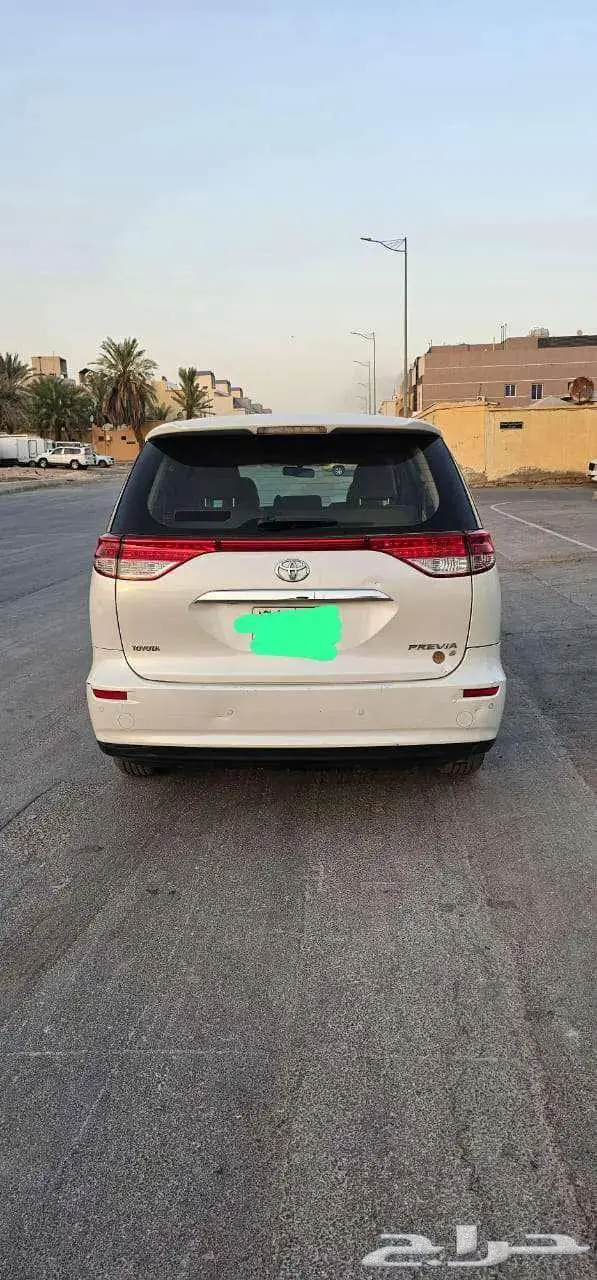 تويوتا بريفيا للبيع موديل 2014 8