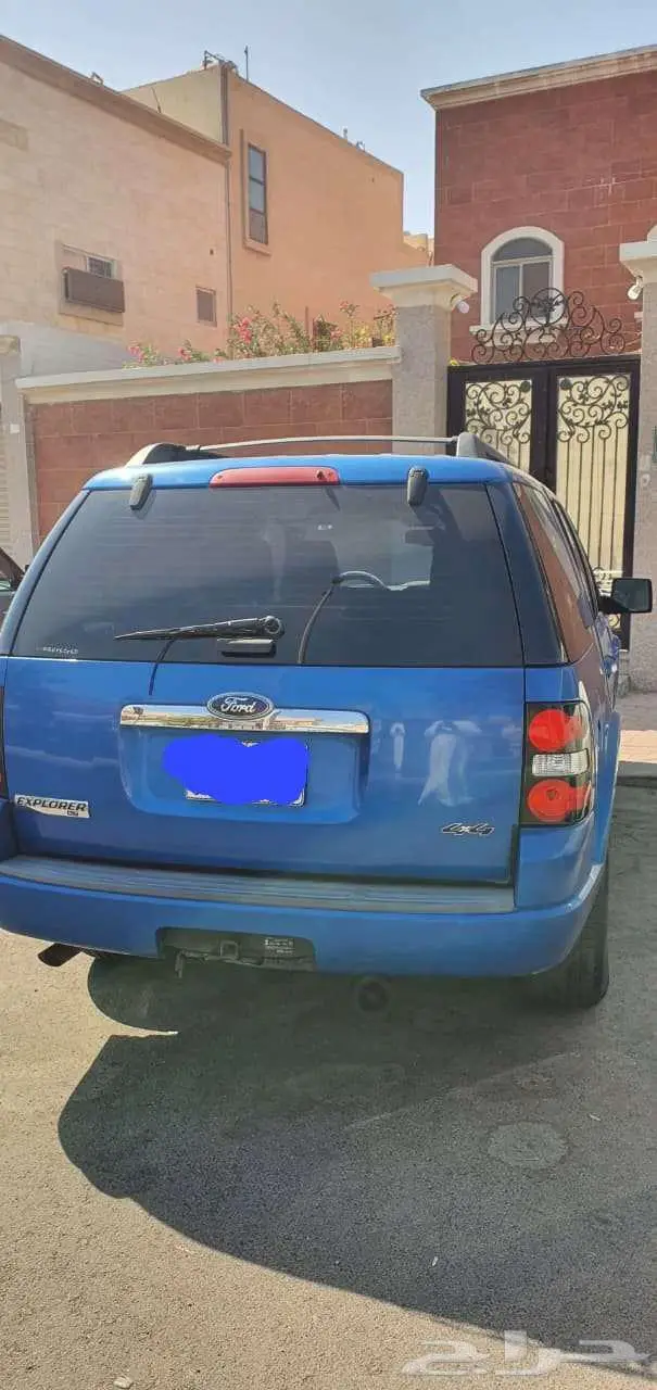 فورد اكسبلورر موديل 2010 4
