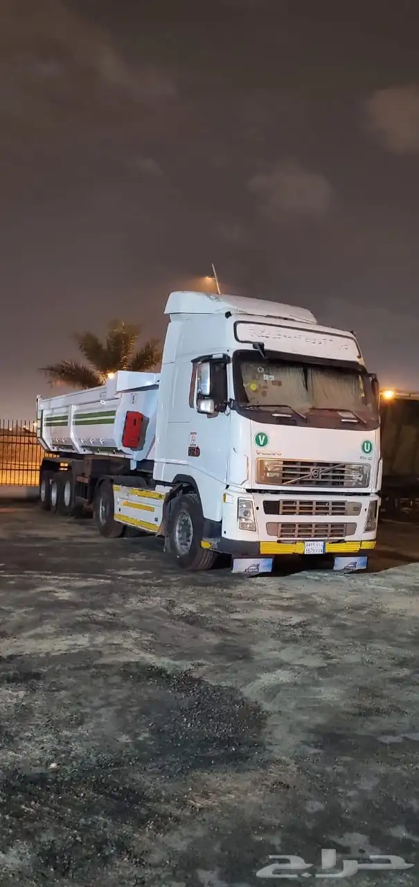 راس تريلة فولفو 2005 1