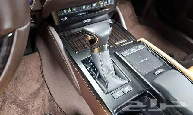 لكزس - Es300 - 2023 11