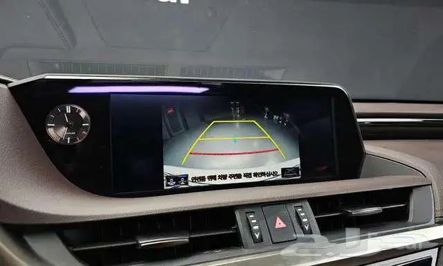 لكزس - Es300 - 2023 3