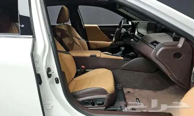 لكزس - Es300 - 2023 6