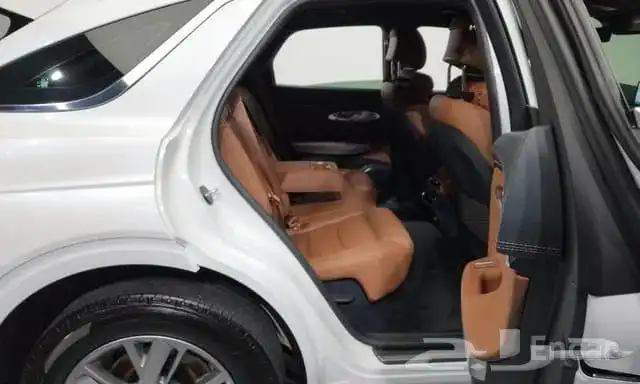 جينسيس Gv70 موديل 2024 استيراد كوريا 13