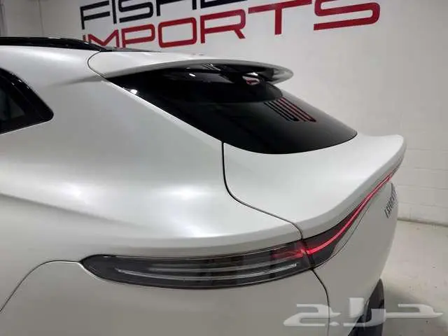 2021 Aston Martin DBX AWD 12