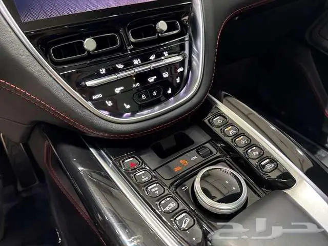 2021 Aston Martin DBX AWD 20