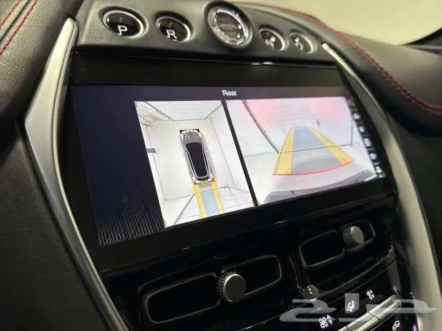 2021 Aston Martin DBX AWD 17