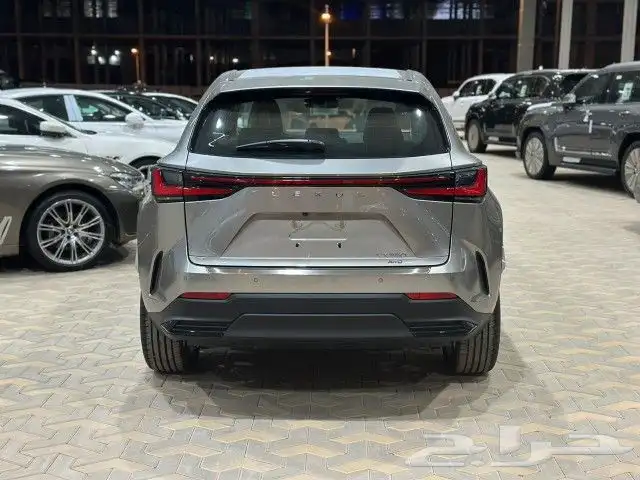 لكزس سعودي NX 350 AA 2025 12