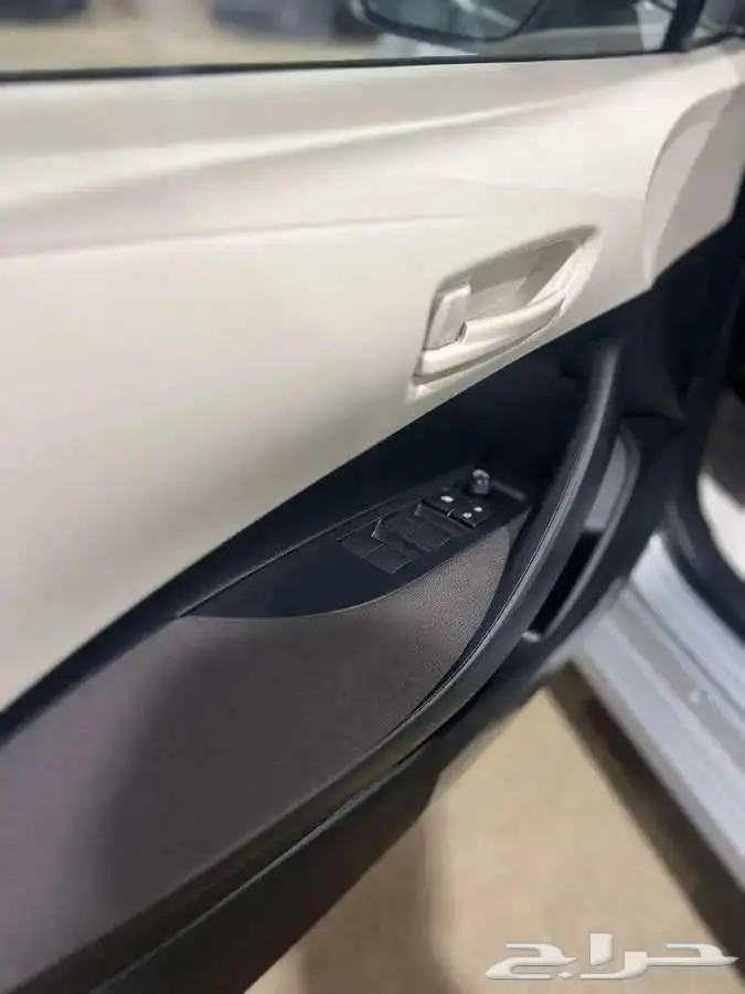 تويوتا كورولا استاندر ماكينة 2.0 موديل 2025 10