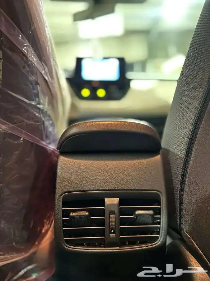 تويوتا كورولا استاندر ماكينة 2.0 موديل 2025 16