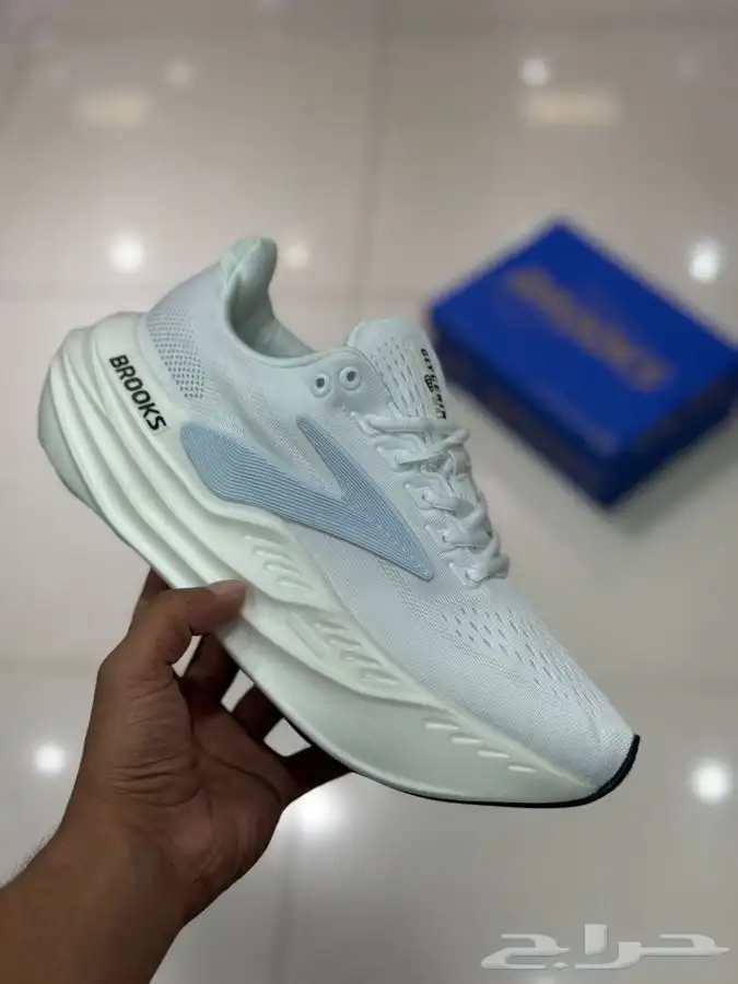 شوزات بروكس ماستر كولتي 0