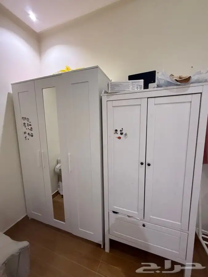 ايكيا دولابين أطفال لها اقل من سنه بحاله ممتازه 0