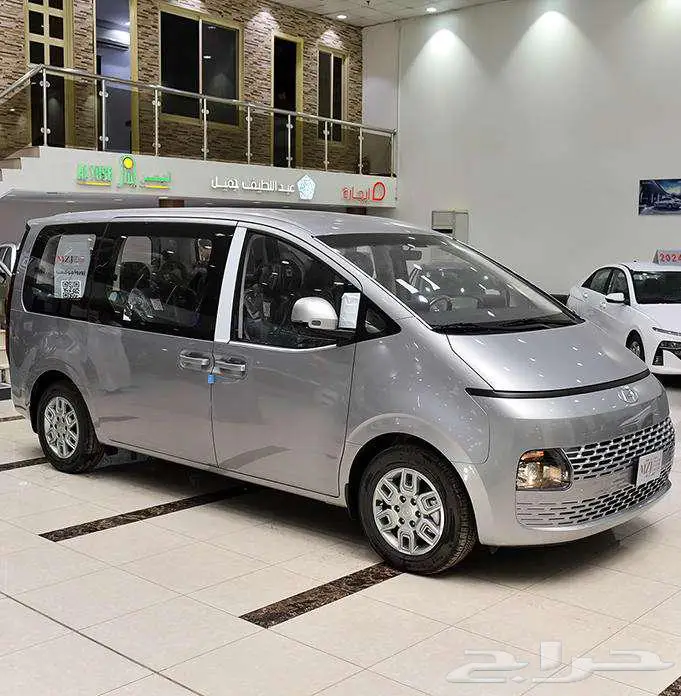 هيونداى ستاريا 2026 _( ركاب 9 و 11 بنزين وديزل _ بضاعه ) 1