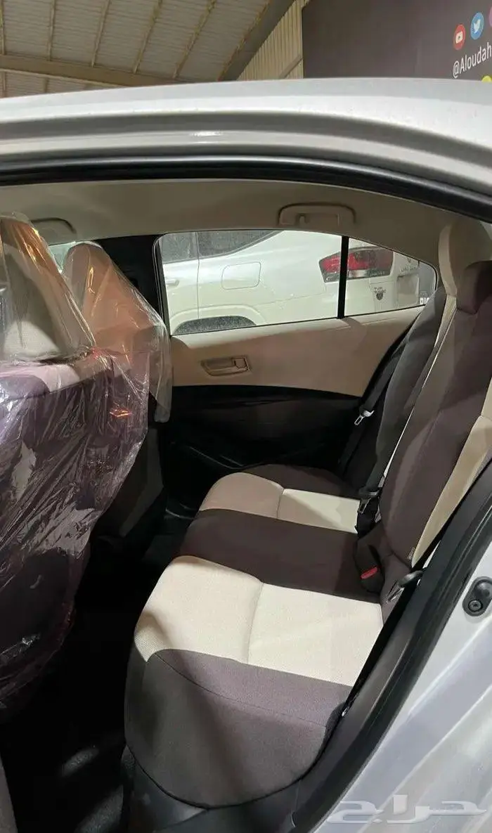 تويوتا كورولا 2.0 ستاندر 5