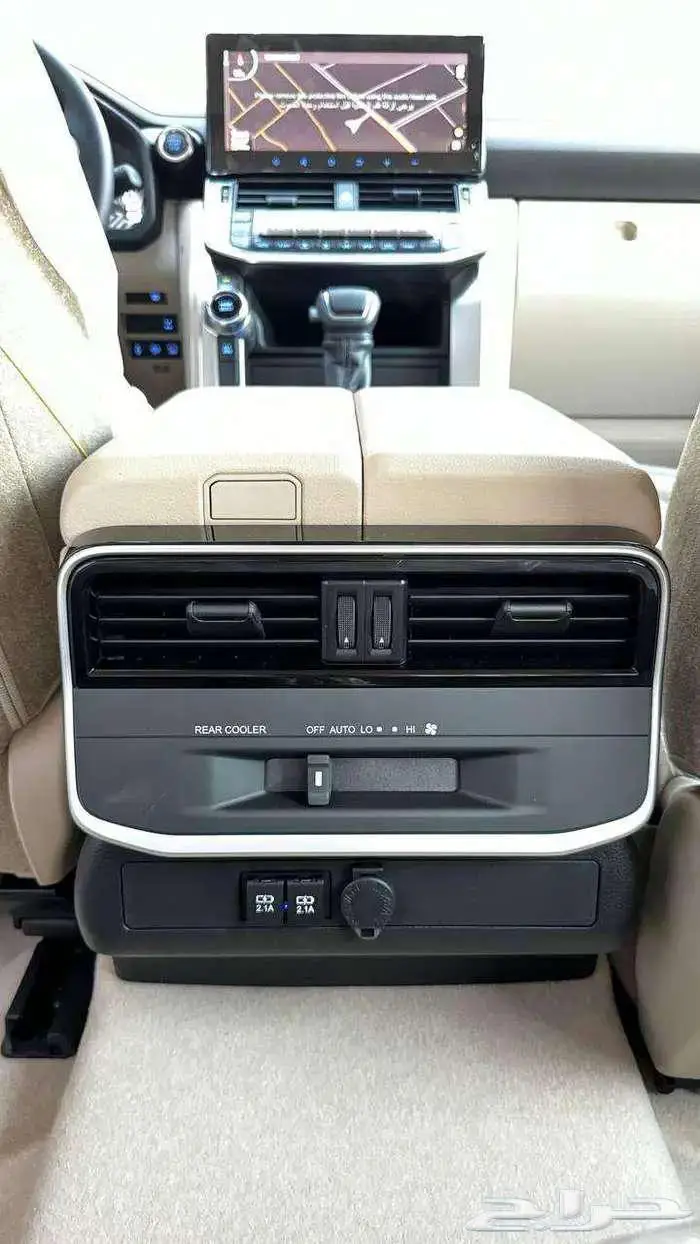 لاند كروزر ال 2 بنزين 2025 لدي الخضر -فرع الجملة 5