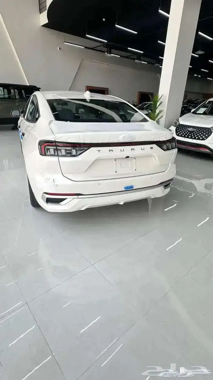 فورد توروس امبيانتي 12