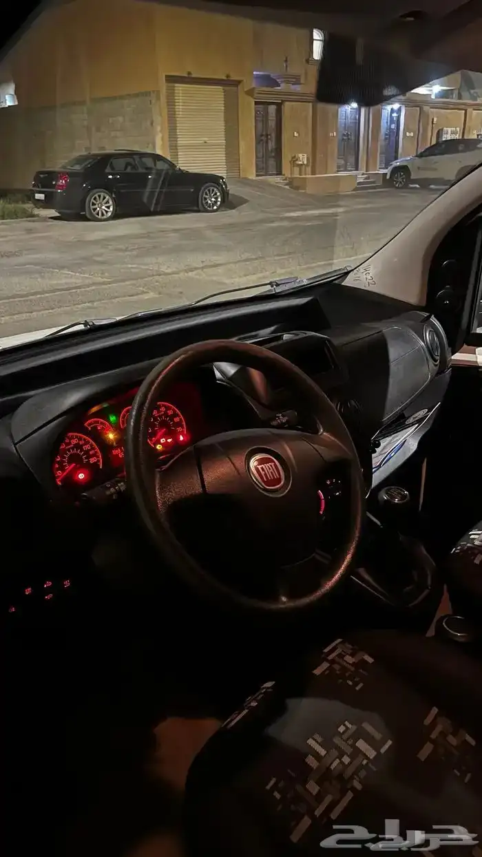 سيارة فيات فيورنيو الموديل 2016 3