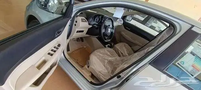 سوزوكي ديزاير ستاندر 2025 6