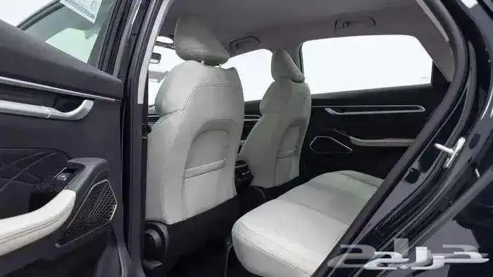 جيلي امجراند ستاندر قير اوتوماتيك 2025 كاش واقساط 9