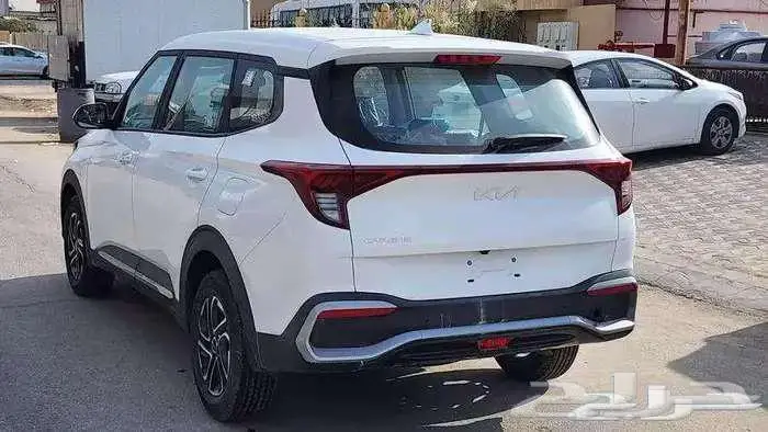 كيا كارنيز نص فل 2025 10