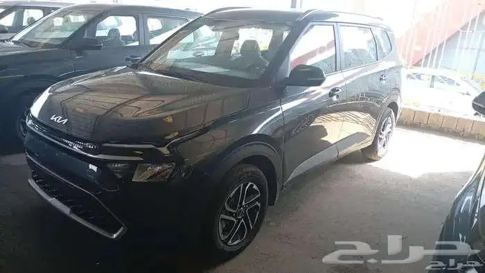 كيا كارينز LX موديل 2025 2