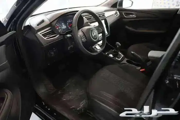 ام جى 5 استاندر 2025 الشكل الجديد والقديم 7