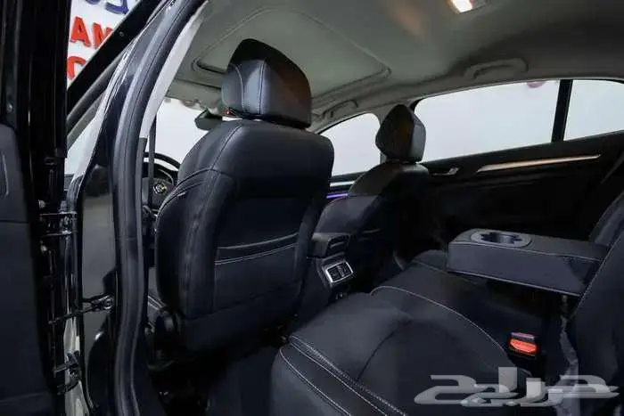 رينو ميجان E 2024 4