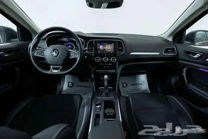 رينو ميجان E 2024 8