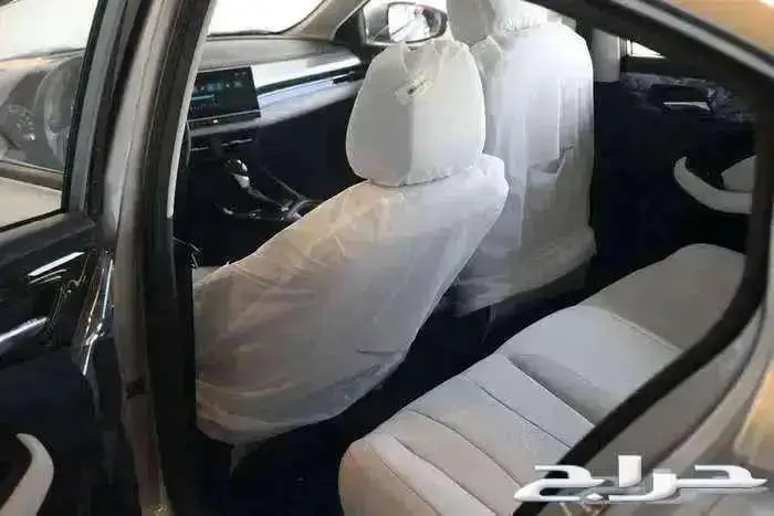 ام جي فايف كمفورت الشكل الجديد 2025 باقل الاسعار لدينا 17