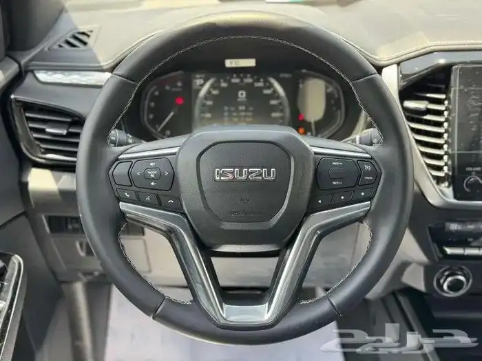 ايسوزو ديماكس 2025 __ LS .. وارد العيسى اتوماتيك 5