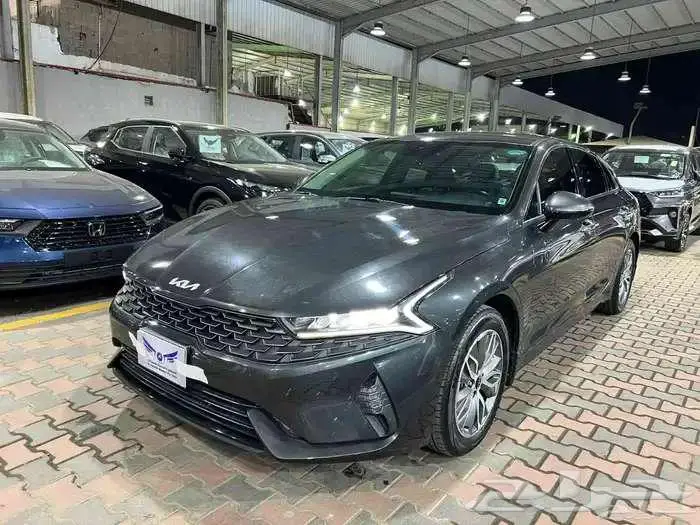 كيا K5 هايبرد 2023 متاح تقسيط- 1