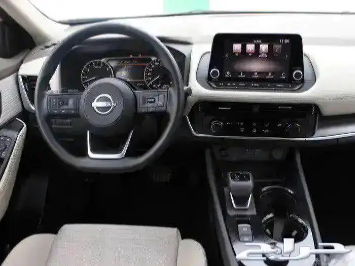 نيسان اكس تريل 5 و 7 راكب بافضل الاسعار لدينا 5