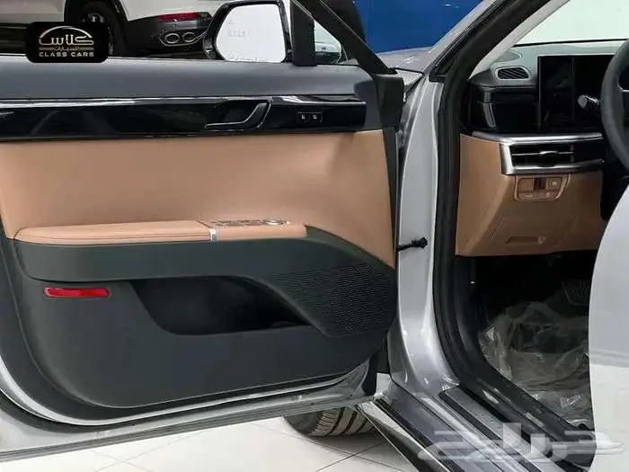 ازيرا اكسكلوسيف 2025- 151800 ريال شامل الضريبة 10