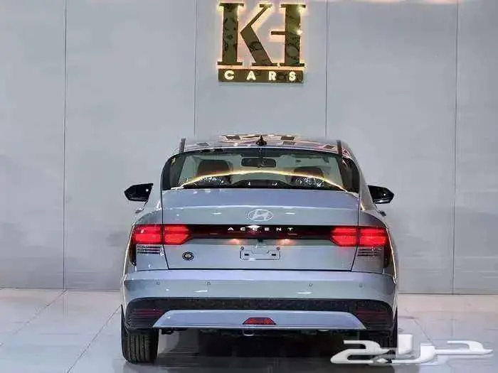 هيونداي اكسنت 25 و26 بهويه ورخصه وبرنت فقط 6