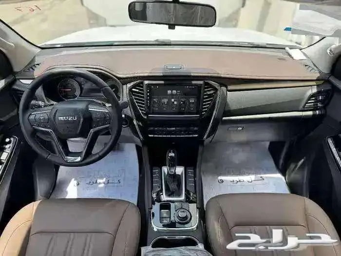عرض خاص ايسوزو MUX فل كامل دبل 2024 العيسى 14