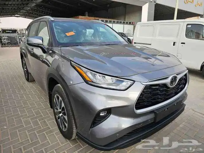 تويوتا هايلاندر GLE نص فل دبل 2025 عروض الأقساط 0