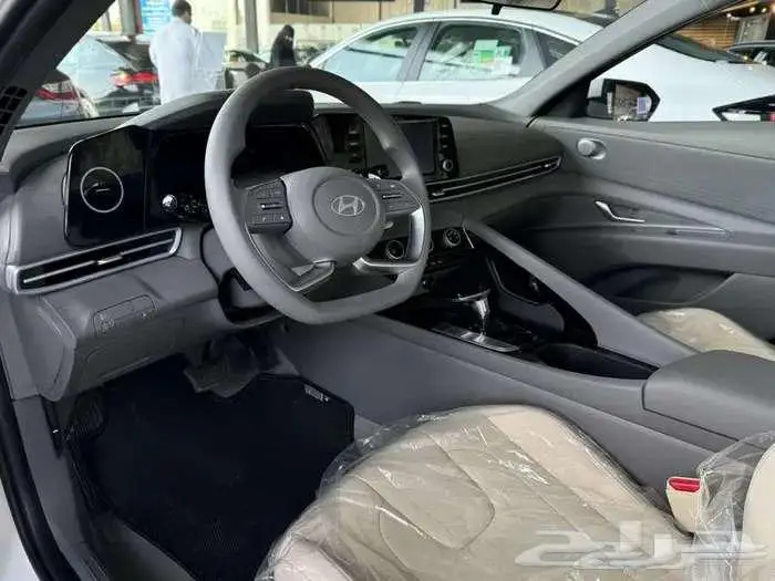 هيونداي النترا 2026 الان لدى سفنز بعرض نهاية السنة 10