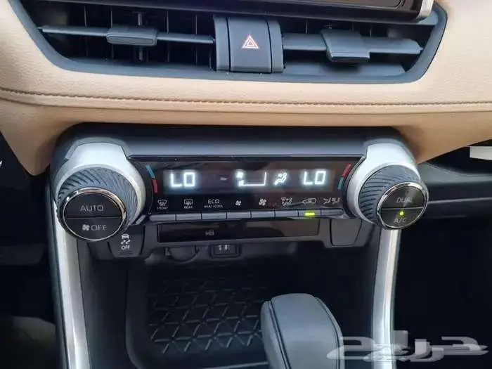 تويوتا راف 4 XLE هايبرد 2025 4