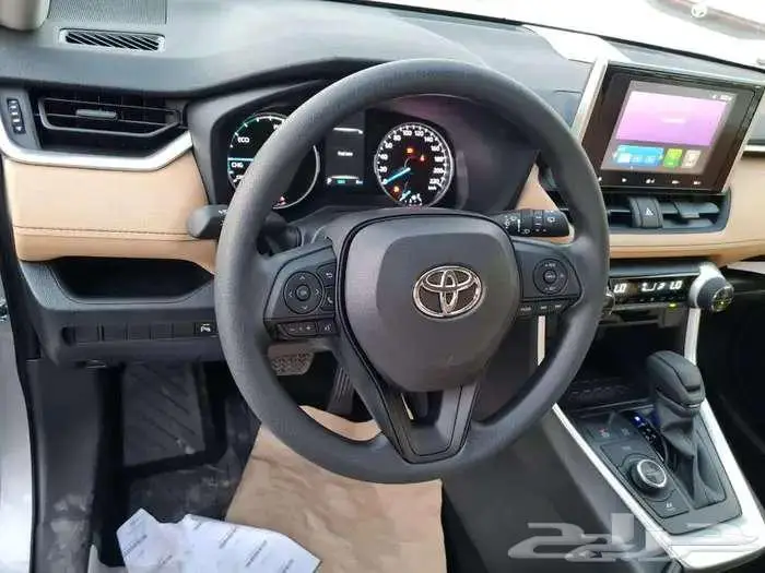 تويوتا راف 4 XLE هايبرد 2025 7