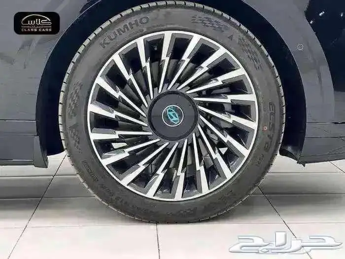 هيونداي أزيرا كاليجرافي 2025- 185150ريال شامل الضريبة 7